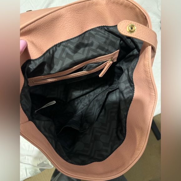 Poverty Flats by Rian pink backpack - Picture 4 of 5